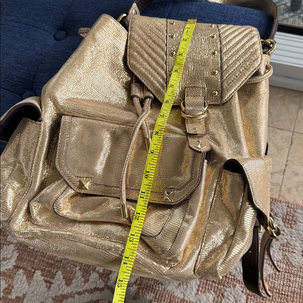Gold genuine leather Backpack - Picture 13 of 14